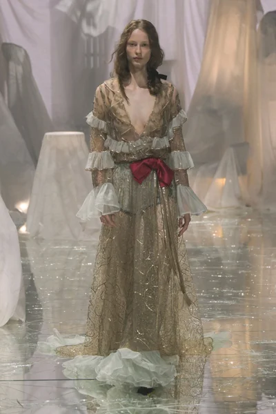 Look 69